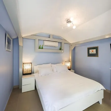 Pequena Perla Rooms *