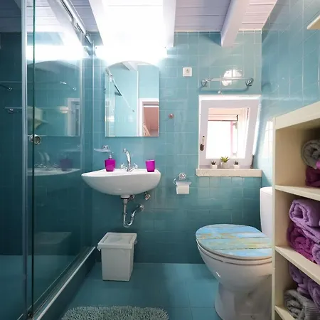 Pequena Perla Rooms *