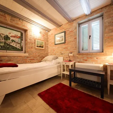 Pequena Perla Rooms Gasthuis