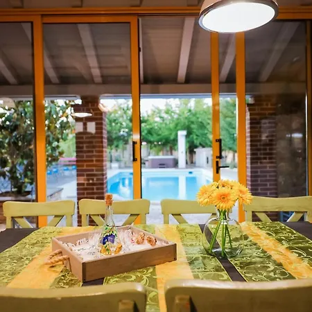 Pensionat Pequena Perla Rooms